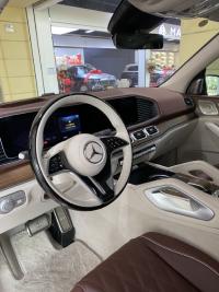 奔驰迈巴赫GLS600