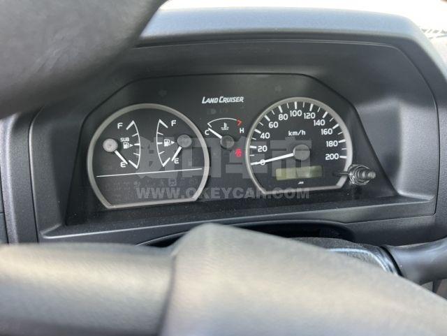 中东版2025款 丰田酷路泽LC78 4.0L LC78 自动 汽油