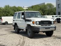 2025款 丰田酷路泽LC76 2.8T LC76 手动 柴油