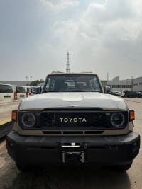 2025款 丰田酷路泽LC71 4.0L LC71 自动 汽油