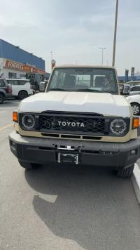 2025款 丰田酷路泽LC71 2.8T 柴油