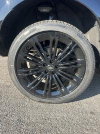 路虎揽胜行政3.0柴油