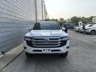 2025款 丰田酷路泽3500 3.5T GX-R 18轮 丝绒 8气 天窗 18630906661（同微信）豪车商务定制 全国上牌 报价不代表成交价 关于车辆更多配置及改装方案