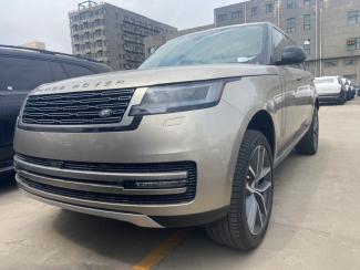 2025款 路虎揽胜3.0T P400 汽油 SE 长轴 7座 18630906661（同微信）豪车商务定制 全国上牌 报价不代表成交价 关于车辆更多配置及改装方案