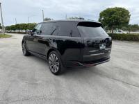 路虎揽胜行政3.0汽油