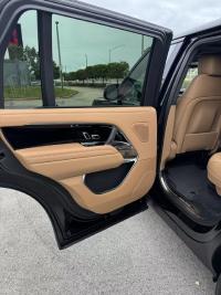 路虎揽胜行政3.0汽油