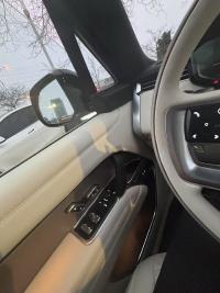 路虎揽胜行政3.0汽油