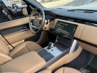 路虎揽胜行政3.0汽油