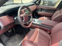 路虎揽胜行政3.0汽油