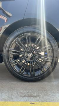 路虎揽胜行政3.0汽油