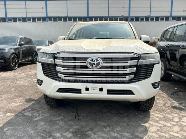中东版2025款 丰田酷路泽4000 4.0L GX-R 8气 18轮 丝绒