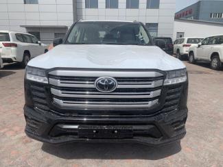 2025款 丰田酷路泽4000 4.0L GX-R 8气 20轮 真皮 (Modellista套件) 科威特 15522766119（同微信）可视频验车 价格变动快 欢迎电话咨询现车情况