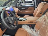 2025款 丰田埃尔法 2.5L 油电混动 四驱 韩版