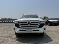 2025款 丰田酷路泽4000 4.0L GX-R 8气 18轮 丝绒