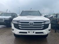 2025款 丰田酷路泽4000 4.0L GX-R 8气 18轮 丝绒