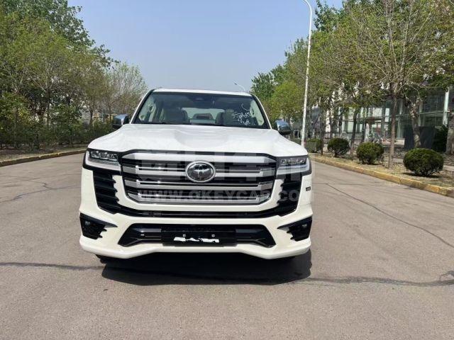 中东版2025款 丰田酷路泽3500 3.5T VX-R