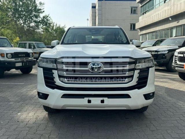 中东版2025款 丰田酷路泽3500 3.5T GX-R 20轮 JBL 前通风 雷测 High科威特