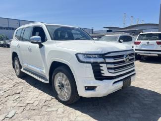 2025款 丰田酷路泽3500 3.5T VX 联系方式：15522748577 （同微信）可视频验车 大商无欺 无隐藏消费