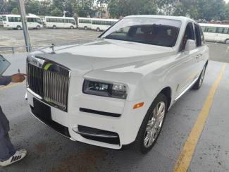 2022款 劳斯莱斯库里南(Cullinan)6.7T 标准型 保税区最大商家（定金开票/定金发车）平行进口车试点企业