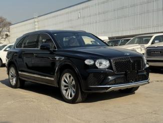 2024款 宾利添越 4.0T 长轴 保税区最大商家（定金开票/定金发车）平行进口车试点企业