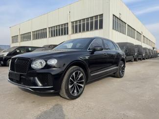 2025款 宾利添越 4.0T 长轴 保税区最大商家（定金开票/定金发车）平行进口车试点企业