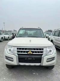 2022款 三菱帕杰罗V93 3.0L GLS 织物