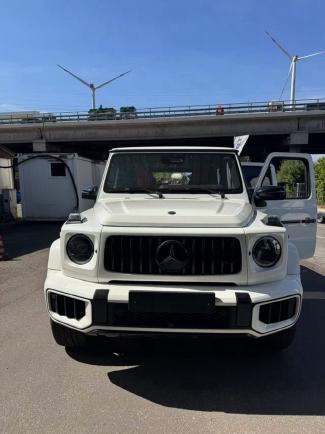2025款 奔驰G63 保税区最大商家（定金开票/定金发车）平行进口车试点企业