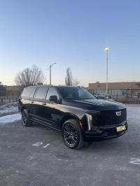 2025款 凯迪拉克凯雷德 6.2L ESV加长 四驱 Sport Platinum