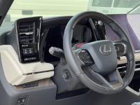 雷克萨斯LM350h