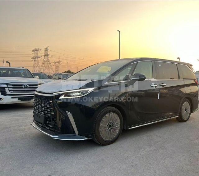 欧版2025款 雷克萨斯LM350h 2.5L 四座