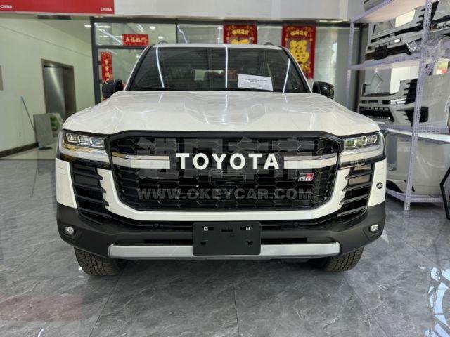 中东版2025款 丰田酷路泽3500 3.5T GR-Sport