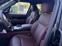 路虎揽胜行政3.0汽油