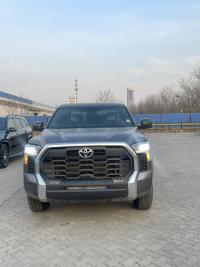 2025款 丰田坦途 3.5T 四门 SR TRD Off road越野