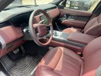 路虎揽胜行政3.0汽油