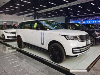 2024款 路虎揽胜行政3.0汽油 3.0T P400 汽油 创世长轴 保税区最大商家（定金开票/定金发车）平行进口车试点企业