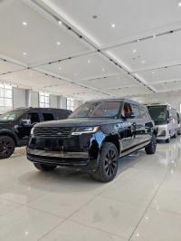 2023款 路虎揽胜行政 3.0T 皇家一号 5.98米