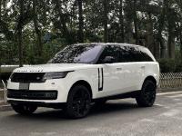 2022款 路虎揽胜行政4.4汽油 4.4T P530 汽油 SE 长轴 7座 新一代