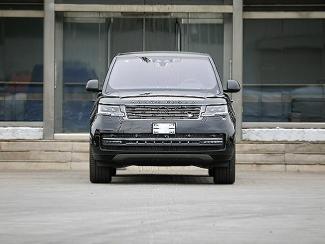 2023款 路虎揽胜行政 4.4T P530 汽油 SE 长轴 7座 保税区最大商家（定金开票/定金发车）平行进口车试点企业