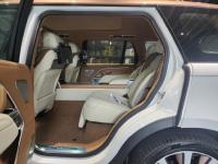 路虎揽胜行政4.4汽油