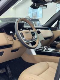 路虎揽胜行政3.0汽油