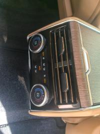 路虎揽胜行政3.0汽油