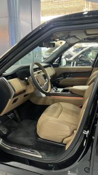 路虎揽胜行政3.0汽油