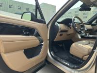 路虎揽胜行政3.0汽油