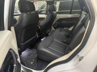 路虎揽胜行政3.0汽油