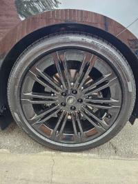 路虎揽胜行政3.0汽油