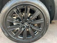 路虎揽胜行政3.0汽油