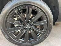 路虎揽胜行政3.0汽油