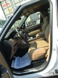 路虎揽胜行政3.0汽油