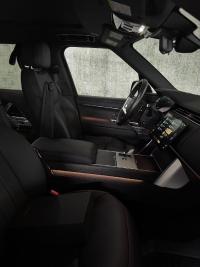 路虎揽胜行政3.0汽油