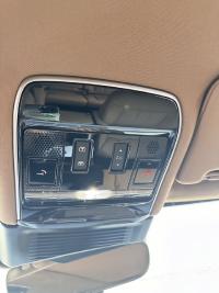 路虎揽胜行政3.0汽油